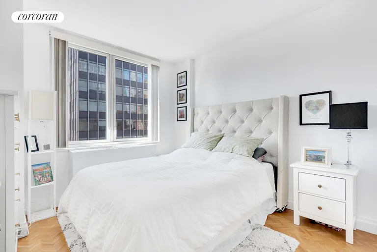 New York City Real Estate | View 212 East 47th Street, 22J | room 3 | View 4