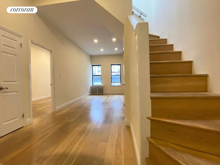New York City Real Estate | View 248 West 102Nd Street, 5A | room 1 | View 2