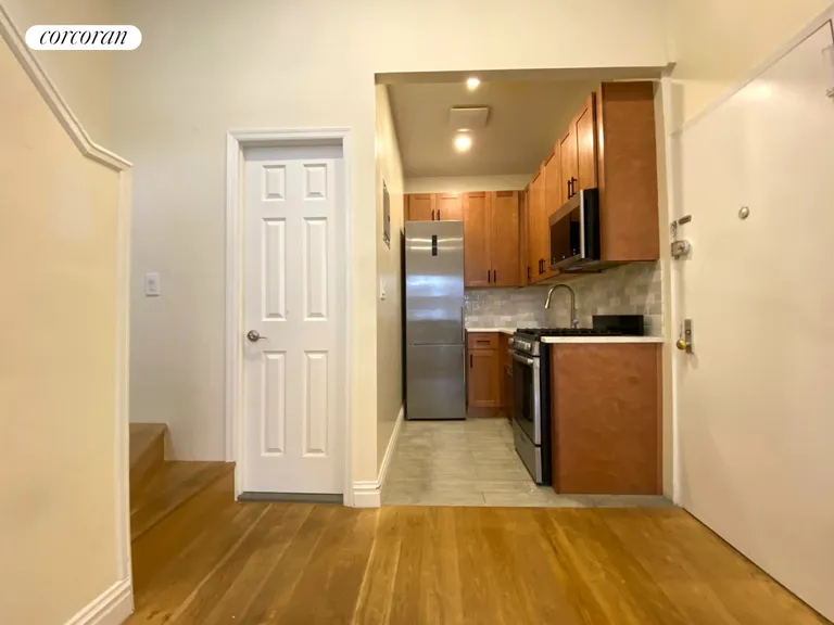 New York City Real Estate | View 248 West 102Nd Street, 5A | room 6 | View 7