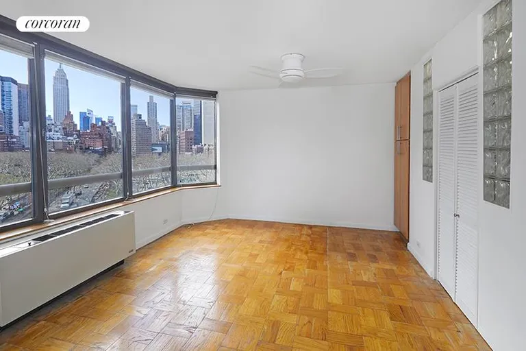 New York City Real Estate | View 630 First Avenue, 9E | room 2 | View 3