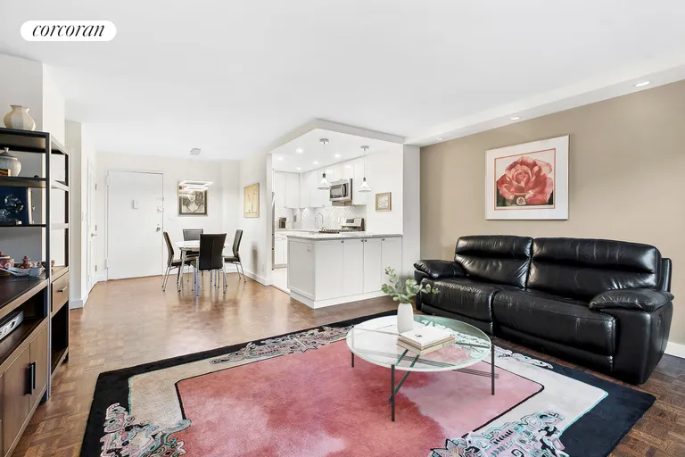 New York City Real Estate | View 400 East 85th Street, 4H | 1 Bed, 1 Bath | View 1