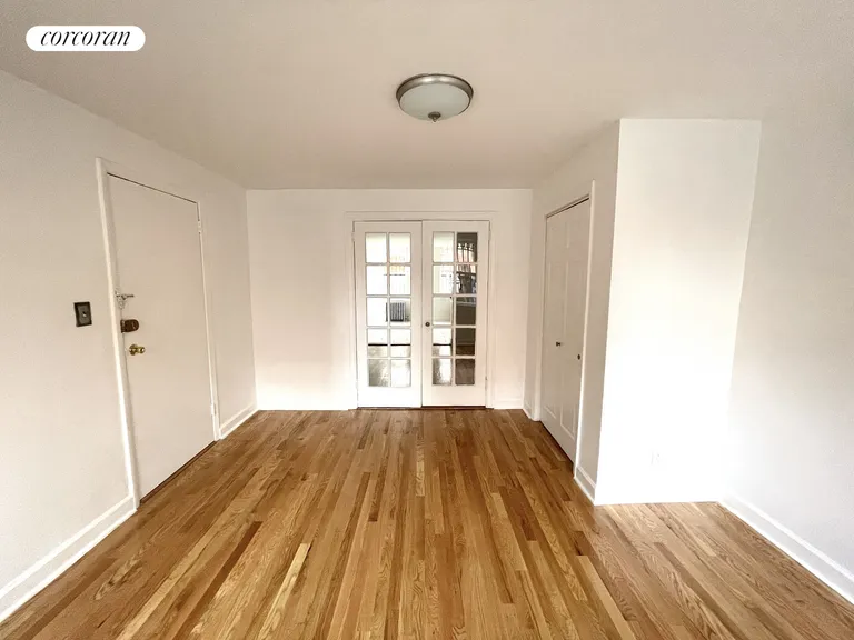New York City Real Estate | View 429 Clermont Avenue, 1 | room 4 | View 5