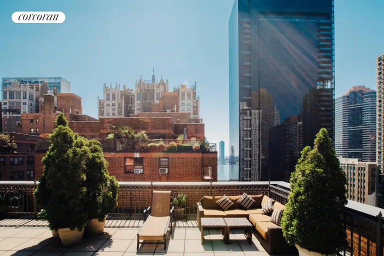 New York City Real Estate | View 305 East 40th Street, 17E | room 8 | View 9