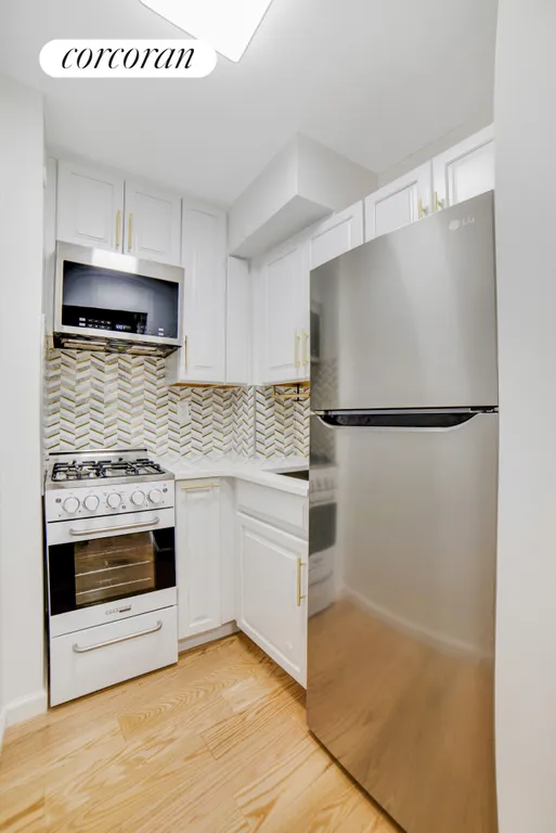 New York City Real Estate | View 225 East 36th Street, 6C | room 9 | View 10