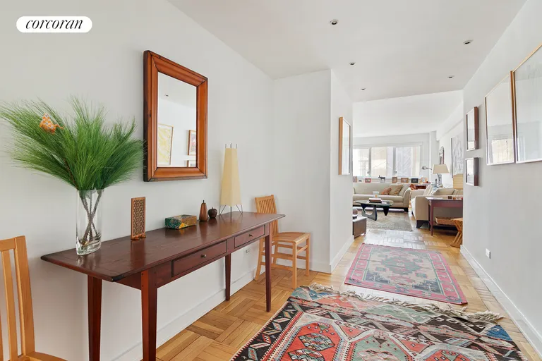 New York City Real Estate | View 20 East 68th Street, 6A | room 3 | View 4