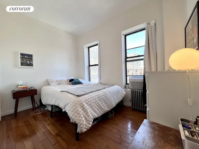 New York City Real Estate | View 31 Oliver Street, 4B | room 1 | View 2