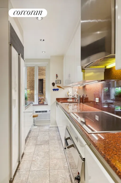 New York City Real Estate | View 2 Sutton Place South, 7A | Kitchen | View 4