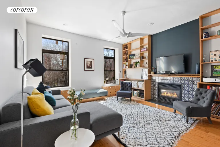 New York City Real Estate | View 396 Franklin Avenue, 2 | Living Room | View 3