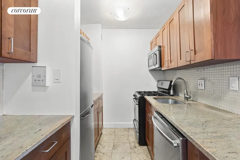 New York City Real Estate | View 340 Haven Avenue, 5E | Kitchen | View 2