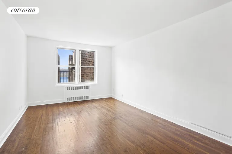 New York City Real Estate | View 340 Haven Avenue, 5E | Living Room | View 3