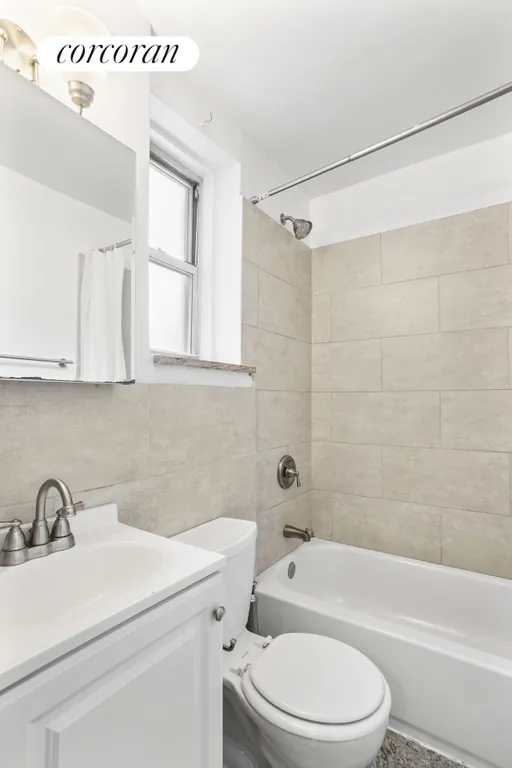 New York City Real Estate | View 340 Haven Avenue, 5E | Full Bathroom | View 7