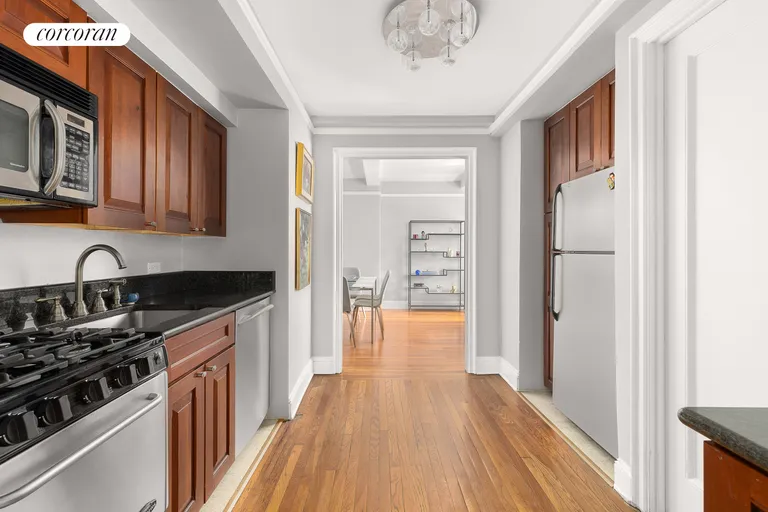 New York City Real Estate | View 205 East 78th Street, 11B | room 2 | View 3