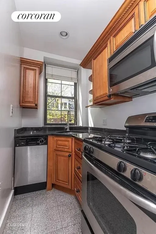 New York City Real Estate | View 247 West 10th Street, 3D | room 2 | View 3