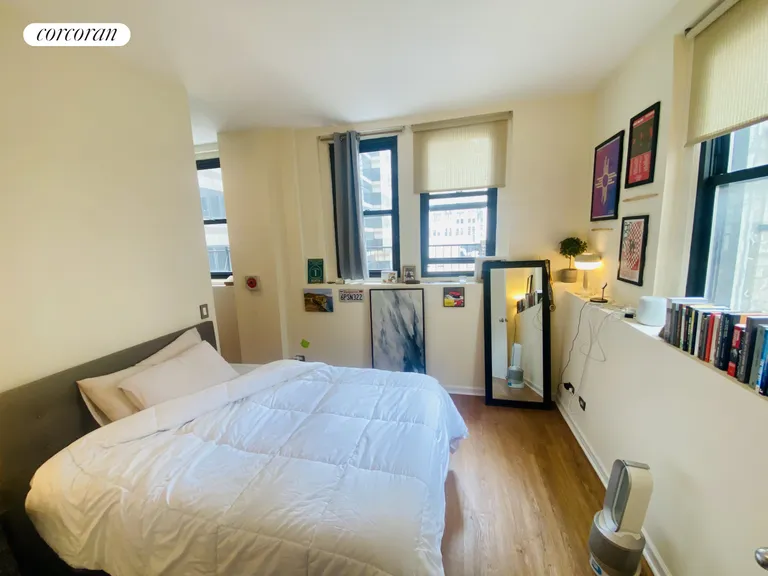 New York City Real Estate | View 56 Pine Street, 14A | room 1 | View 2