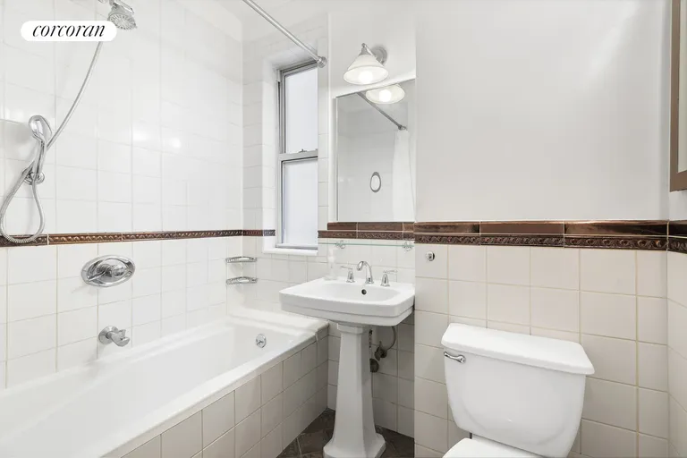 New York City Real Estate | View 250 West 94th Street, 3K | Full Bathroom | View 6