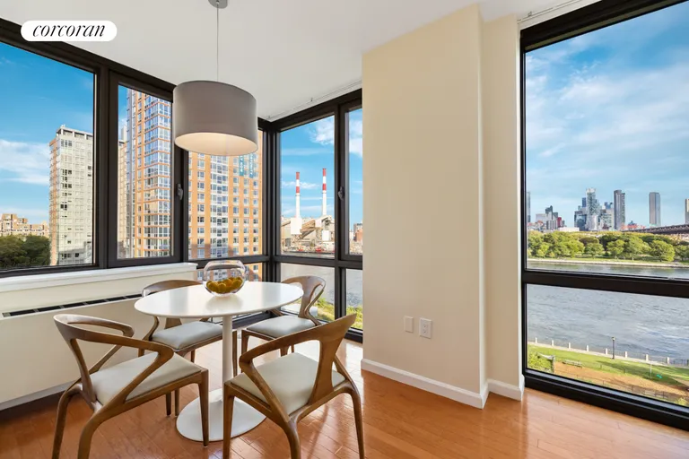 New York City Real Estate | View 425 Main Street, 7S | Dining Area | View 2