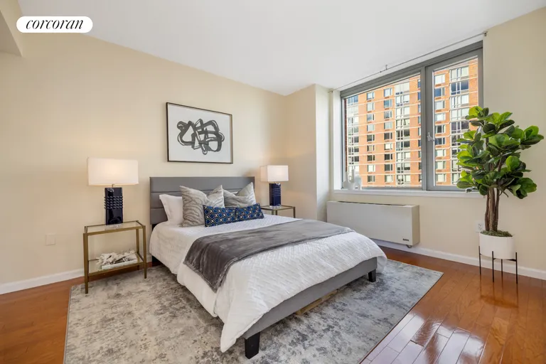 New York City Real Estate | View 425 Main Street, 7S | Primary Bedroom | View 5