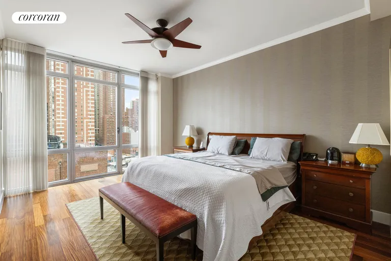 New York City Real Estate | View 333 East 91st Street, 12CD | room 5 | View 6