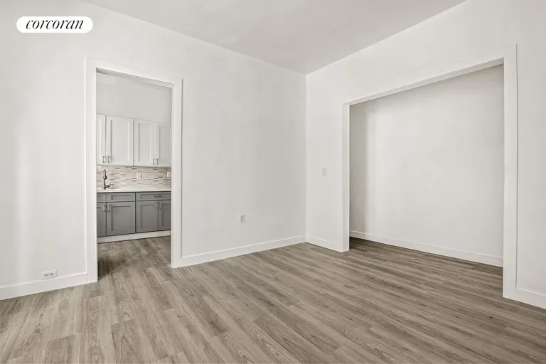New York City Real Estate | View 283 Parkside Avenue, 1D | room 1 | View 2