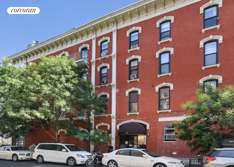 New York City Real Estate | View 157 Waverly Avenue, 4B | room 16 | View 17