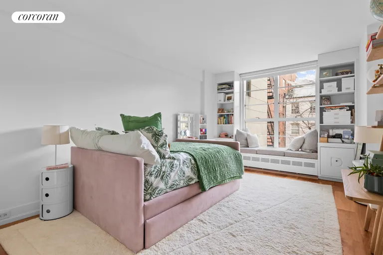 New York City Real Estate | View 37 West 12th Street, 5J | room 9 | View 10