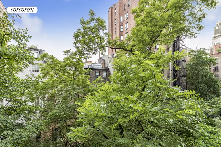 New York City Real Estate | View 37 West 12th Street, 5J | room 13 | View 14