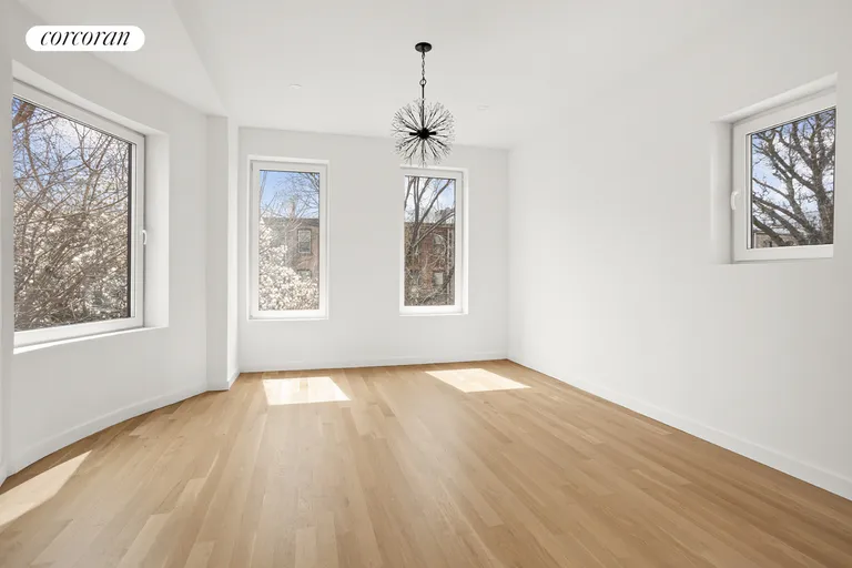 New York City Real Estate | View 378 Jefferson Avenue | room 4 | View 5