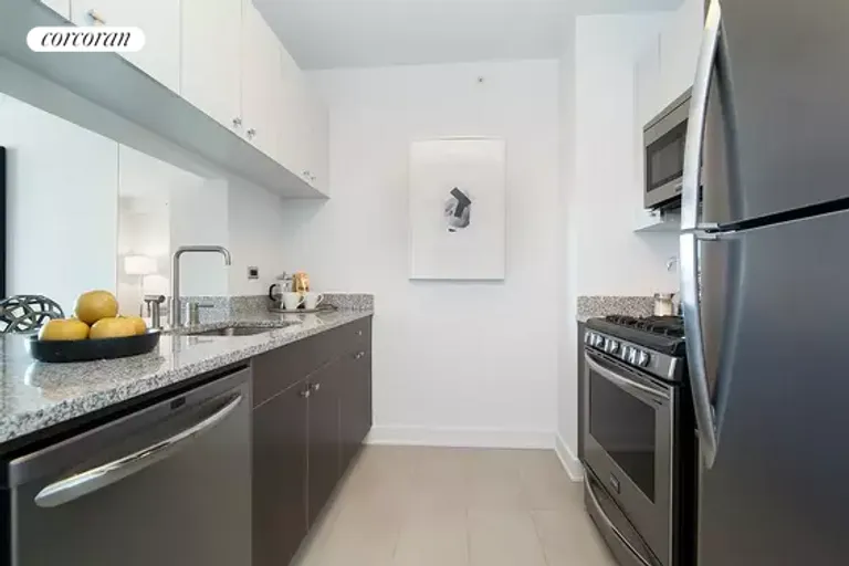 New York City Real Estate | View 43-10 Crescent Street, 1703 | room 1 | View 2