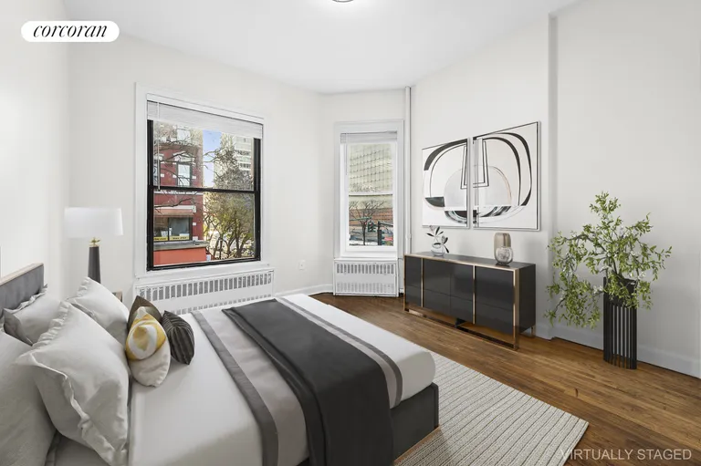 New York City Real Estate | View 77 West 68th Street, 3B | room 3 | View 4