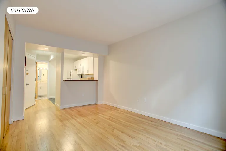 New York City Real Estate | View 423 Amsterdam Avenue, 4C | Bedroom | View 2