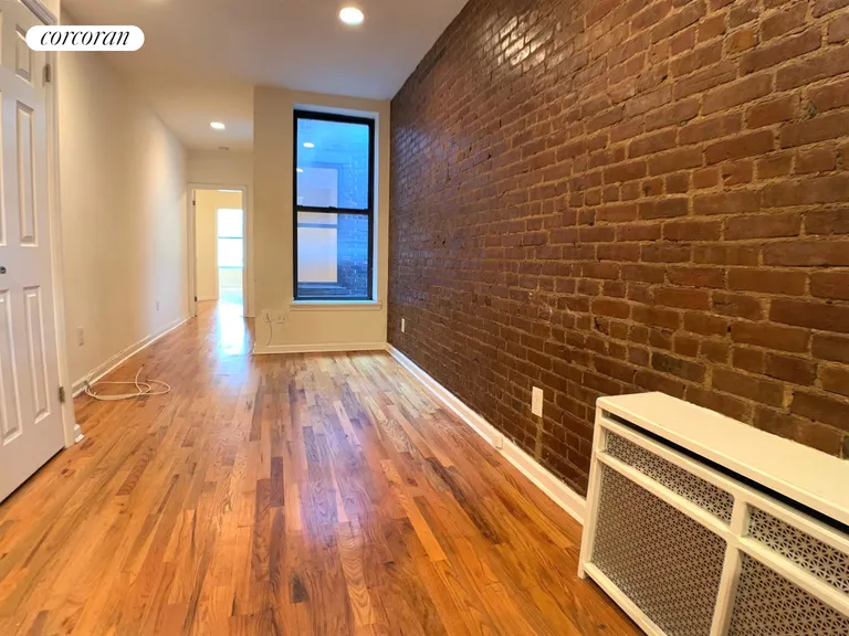 New York City Real Estate | View 147 East 81st Street, 5W | room 2 | View 3