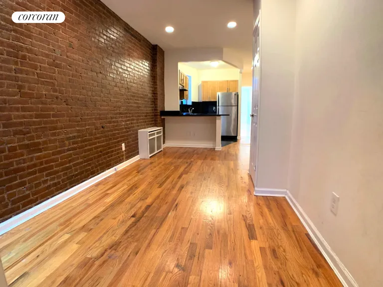 New York City Real Estate | View 147 East 81st Street, 5W | room 3 | View 4