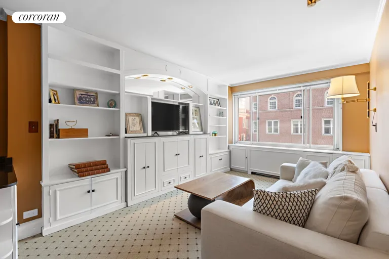 New York City Real Estate | View 30 East 65th Street, 6E7E | room 3 | View 4