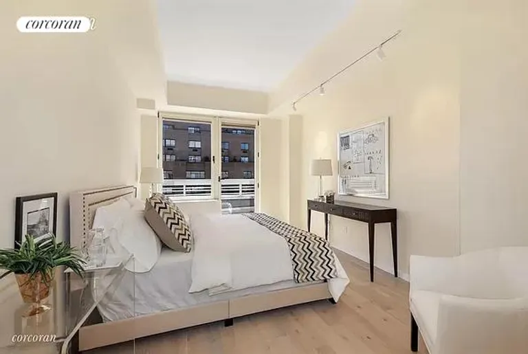 New York City Real Estate | View 170 East 87th Street, E20A | room 3 | View 4