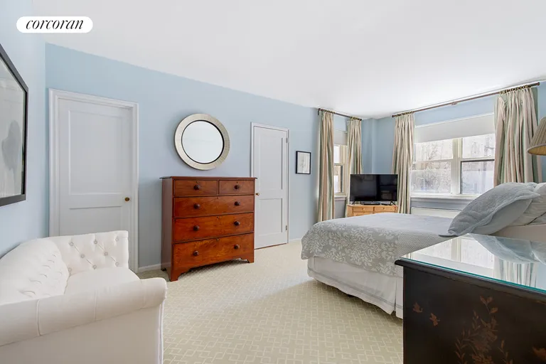 New York City Real Estate | View 860 Fifth Avenue, 3F | Primary Bedroom | View 3