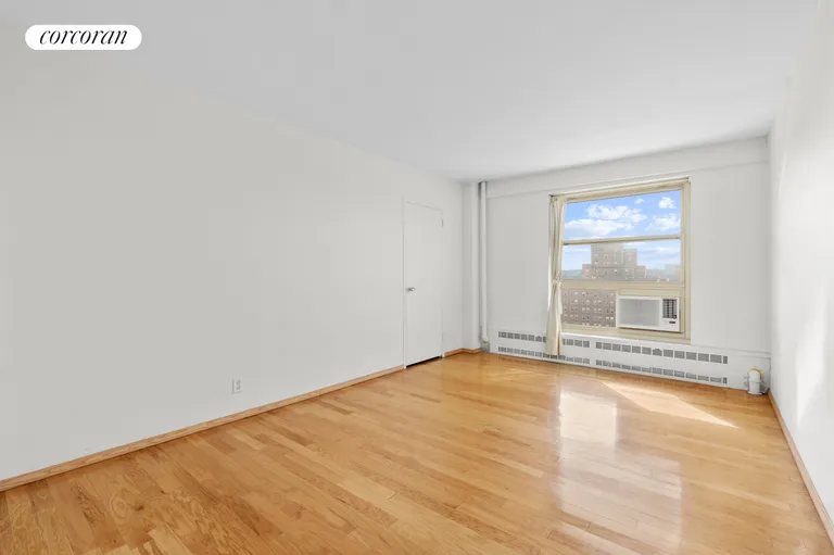 New York City Real Estate | View 100 LaSalle Street, 19A | room 11 | View 12