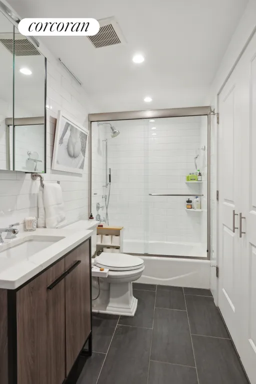 New York City Real Estate | View 175 Skillman Avenue | Full Bathroom | View 5