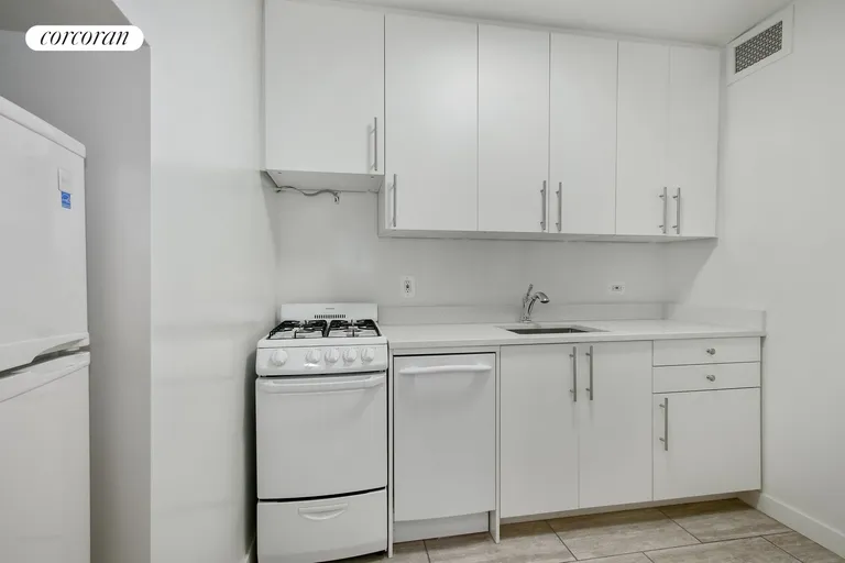 New York City Real Estate | View 30 Horatio Street, 2B | Kitchen | View 3
