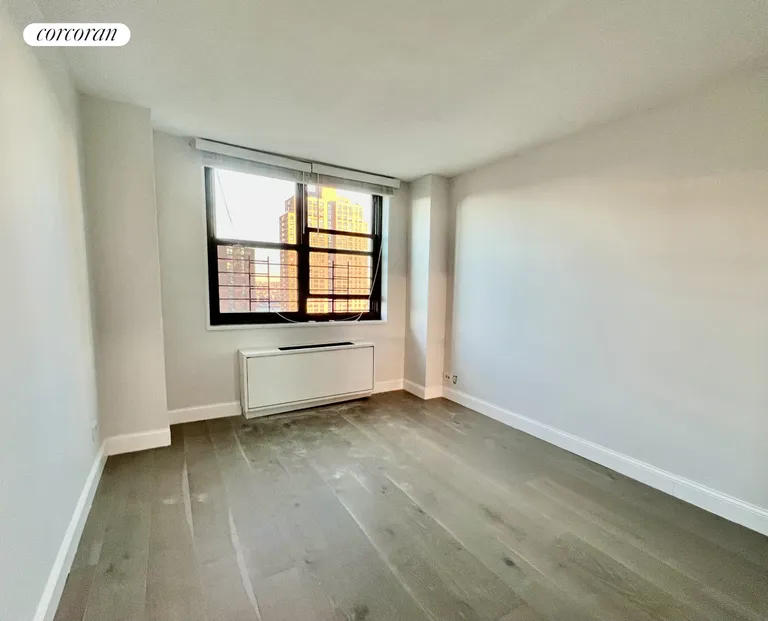 New York City Real Estate | View 340 East 93rd Street, 23F | room 3 | View 4