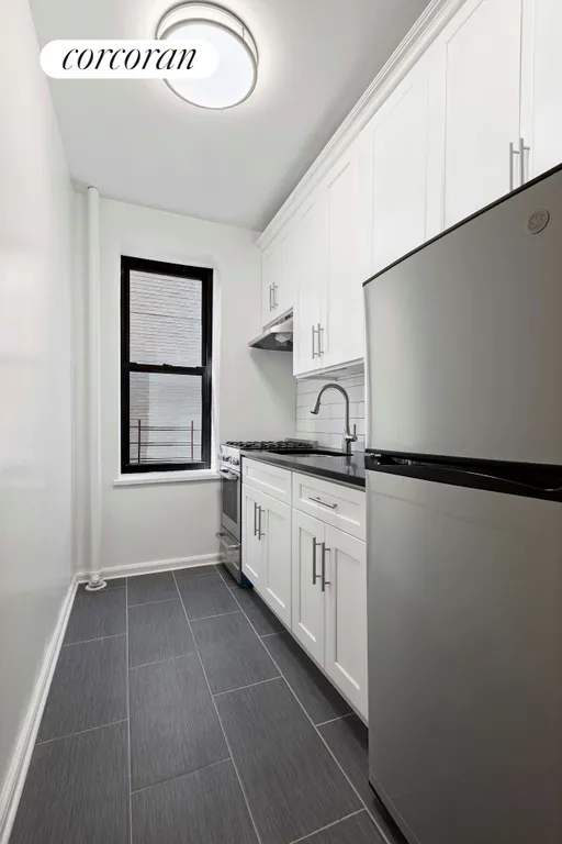 New York City Real Estate | View 222 East 35th Street, 3D | room 3 | View 4