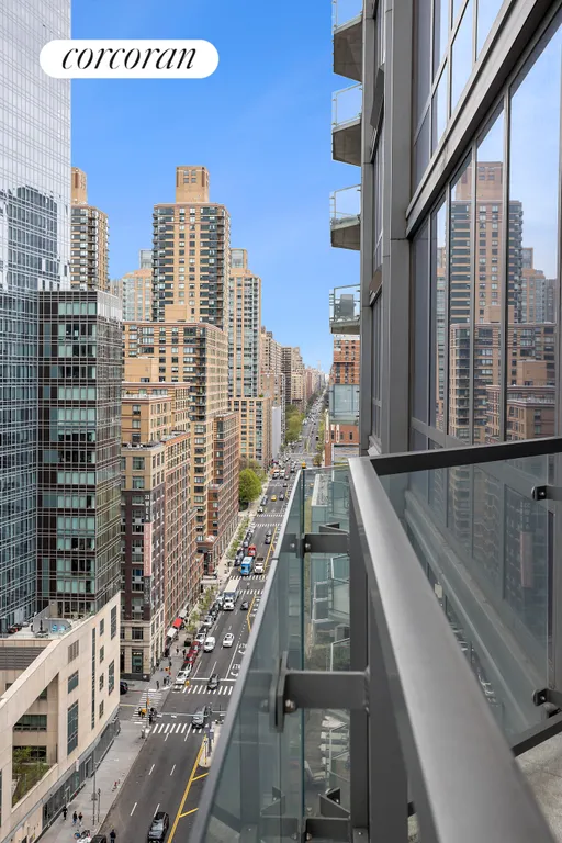 New York City Real Estate | View 10 West End Avenue, 19C | View | View 4
