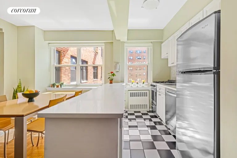 New York City Real Estate | View 11 Riverside Drive, 13OW | room 2 | View 3