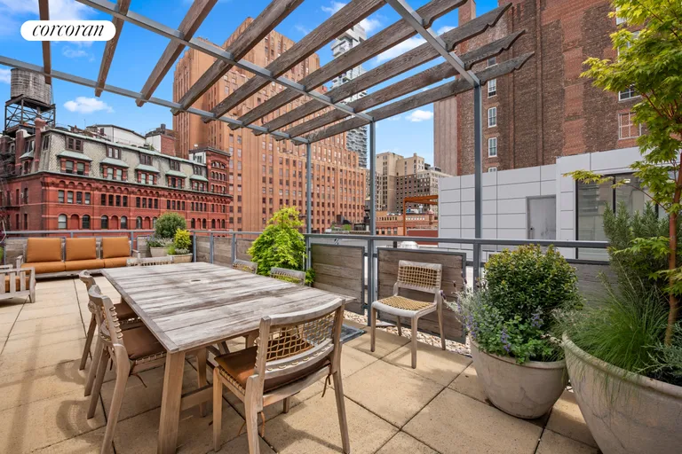 New York City Real Estate | View 176 Duane Street, 5/6 | room 7 | View 8