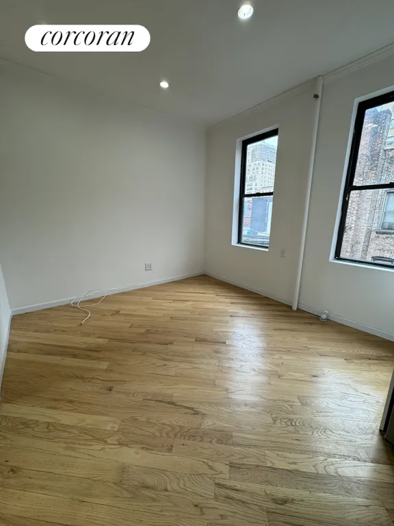 New York City Real Estate | View 230 East 27th Street, 22 | room 1 | View 2