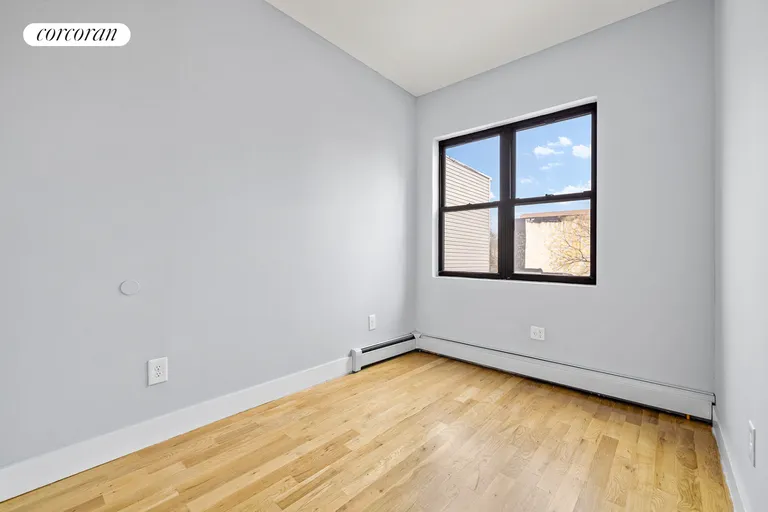 New York City Real Estate | View 527 Glenmore Avenue, 2 | room 3 | View 4