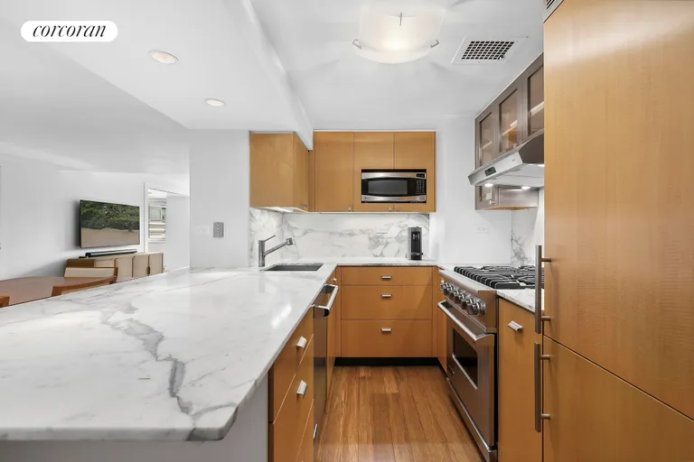 New York City Real Estate | View 101 West 12th Street, 17H | Kitchen | View 2