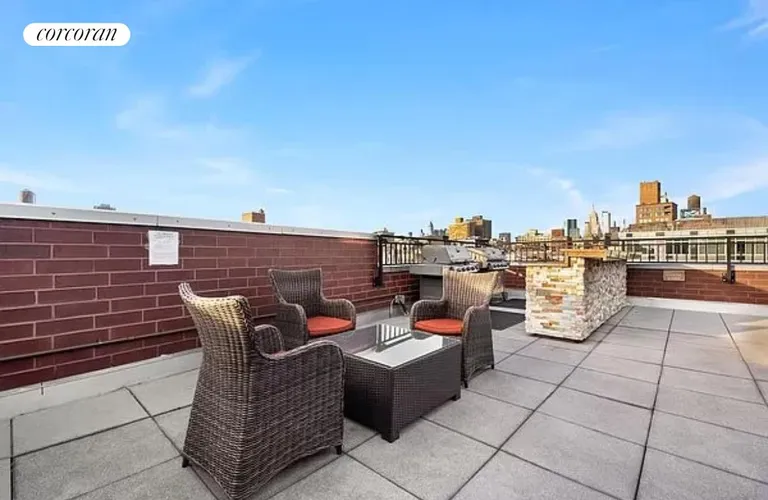 New York City Real Estate | View 229 Chrystie Street, 919 | room 5 | View 6
