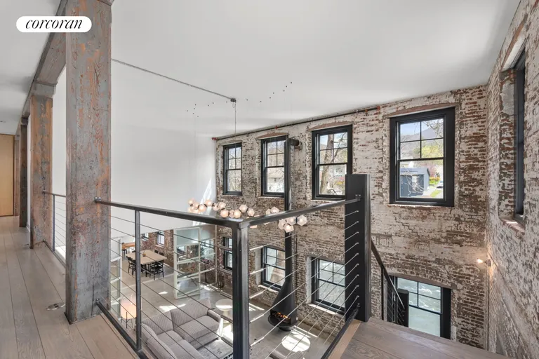 New York City Real Estate | View 11 Creek Drive, 102 | room 4 | View 5