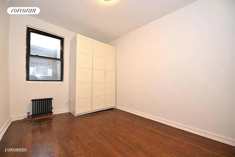 New York City Real Estate | View 301 East 95th Street, 4B | room 7 | View 8