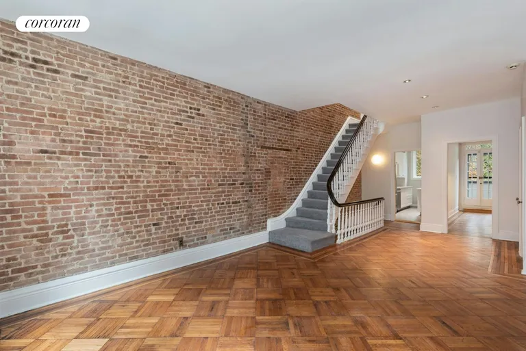 New York City Real Estate | View 165 East 80th Street, 3 | Living Room | View 5